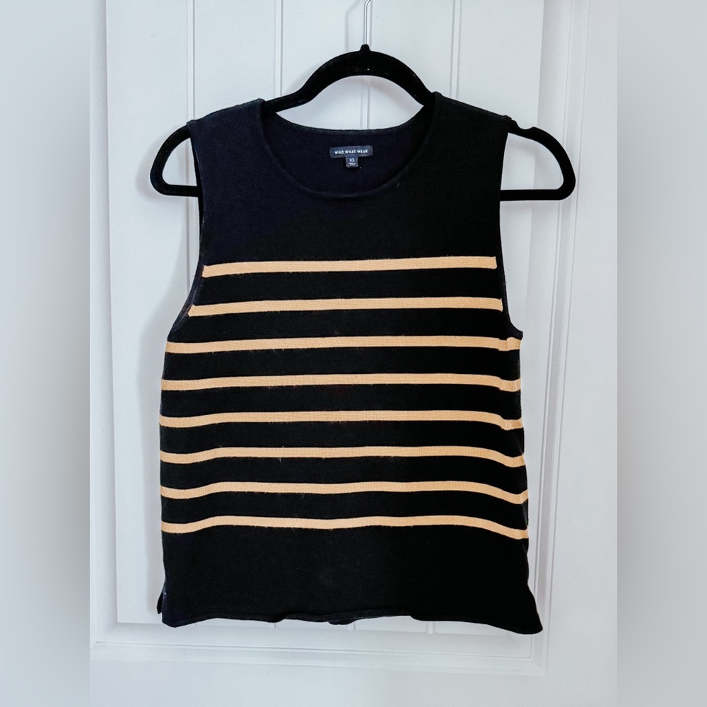 Who What Wear Black Sleeveless Knit Top with Tan Stripes